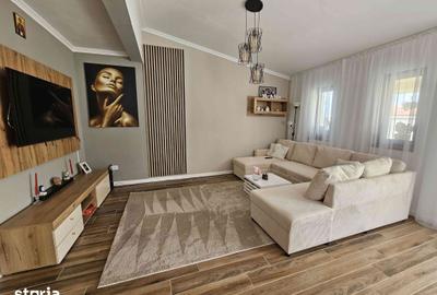 Casă cu 4 camere cu Teren 490 Mp în Sântandrei