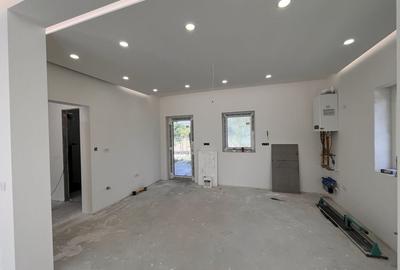 Casă cu 4 camere în Moșnița Nouă - 7