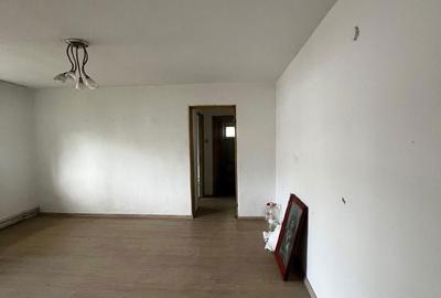 Apartament cu 2 camere semidecomandat în Central - 1