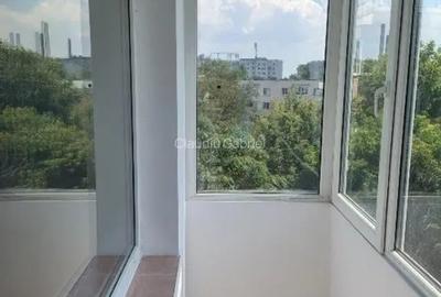 Garsonieră decomandată în Dristor