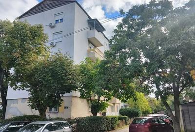 Apartament cu 2 camere nedecomandat în Central