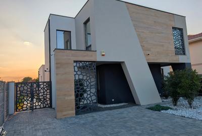 Duplex cu 4 camere cu Teren 300 Mp în Giroc - 1