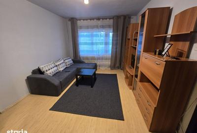Apartament cu 2 camere, mobilat în Olimpia-Stadion