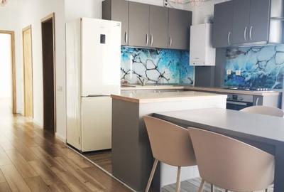 Apartament cu 3 camere decomandat, mobilat în Borhanci
