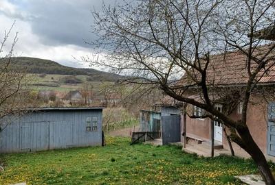 Casă cu 4 camere în Almașu - 5