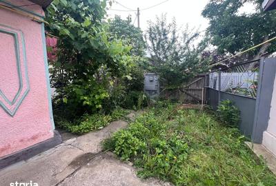 Casă cu 3 camere cu Teren 415 Mp în Central