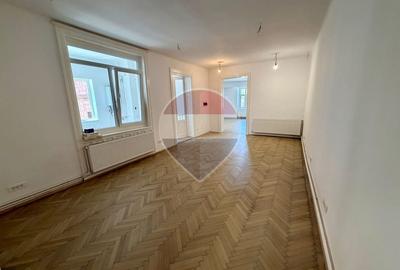 Apartament cu 2 camere în Central - 1