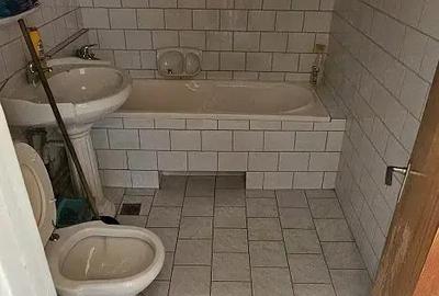 Vand apartament 4 cam cf 1 etajul 1 zona Micro 4 Vand apartament 4 cam cf 1 etajul 1 zona Micro 4 - 8