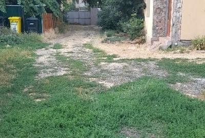 Apartament la curte comuna cu doua intrari - 14