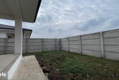 Casă cu 3 camere în Sântandrei - 1