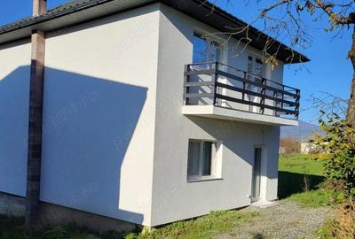 Casă cu 3 camere cu Teren 750 Mp în Progresul - 3