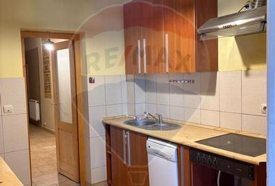 Apartament cu 3 camere la curte comuna, in zona Romanilor - 5