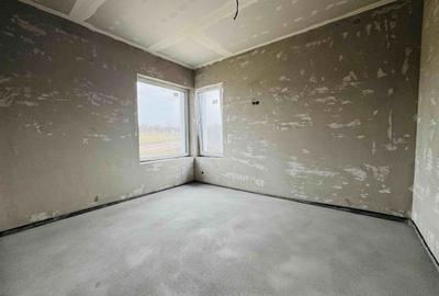 Casă cu 4 camere decomandat în Paleu - 5