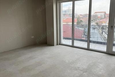 Apartament cu 2 camere decomandat în Palazu Mare - 4