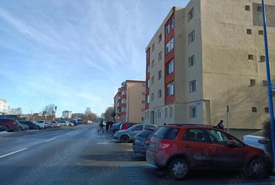 Garsonieră decomandată în Tractorul - 7