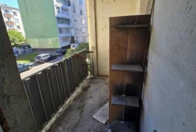 Apartament cu 4 camere decomandat în Independenței - 4