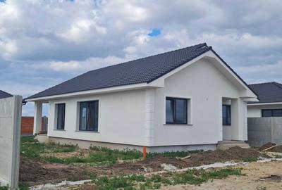 Casă cu 3 camere în Sântandrei - 1