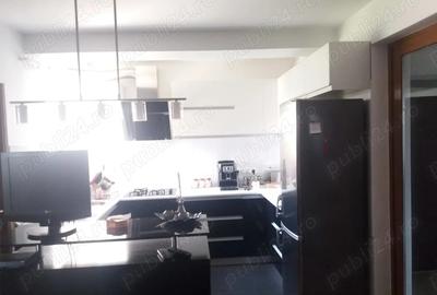 Persoana fizica inchiriez apartament 3 camere in vila cu 8 apartamente in zona Str. Bieltz - 1