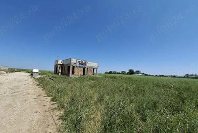 Loturi 400 mp utili, deschidere 20 ml, drum 11 ml, langa vile in constructie - 1