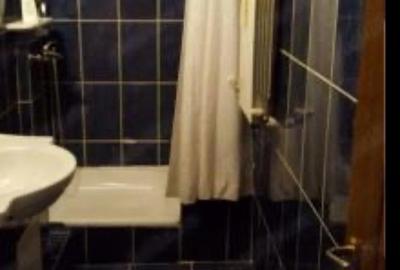 Apartament cu 2 camere semidecomandat în Km 4-5 - 2