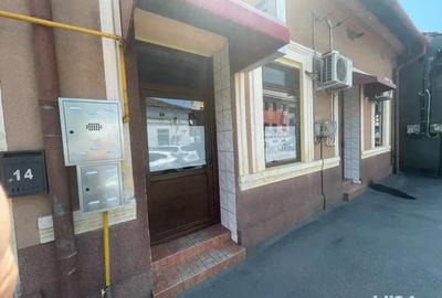 Spatiu de Inchiriat , zona Pia?a Mircea - 3