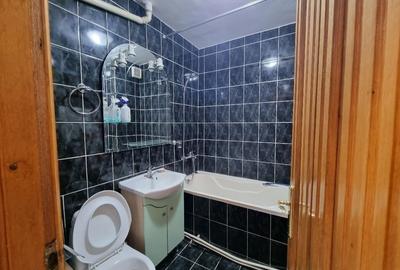 Apartament 4 camere, Târgu Jiu – strada General Christian Tell - 6