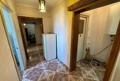 Apartament 3 camere, 1 boxa, zona Centrala , etaj 4 - 14