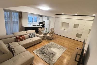 Apartament cu 3 camere decomandat în Central - 1