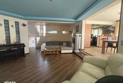 Casă cu 4 camere în Central - 17