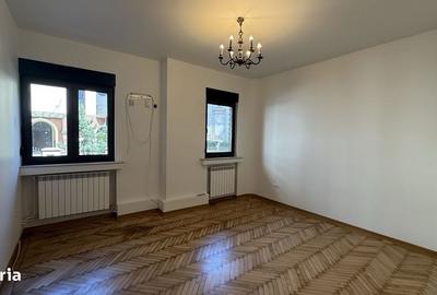 Apartament cu 3 camere semidecomandat în Central - 7