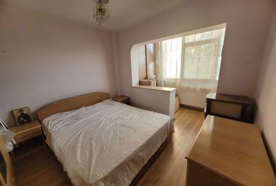 Apartament cu 2 camere decomandat în Micro 20 - 8
