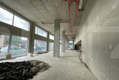 Spatiu comercial open-space, vitrina imensa si parcare, 314 - 1