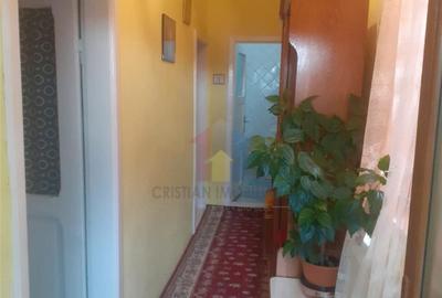 Casa 5 camere, caramida, Teren - 250 mp, zona Centrala - 6