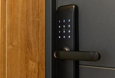 Apartament cu 2 camere decomandat în Tractorul - 16