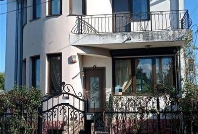 Vila versatila D+P+E+M | 223 mp | constructie 2002 | Baneasa - Garlei - Regina M - 2