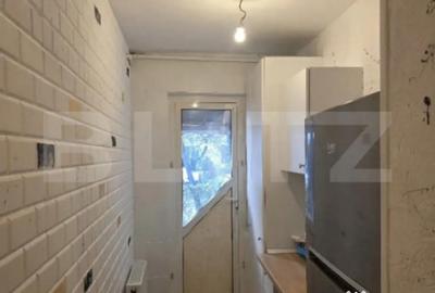 Apartament cu 2 camere semidecomandat, mobilat în Micro 4 - 4