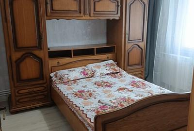 Apartament cu 2 camere decomandat în Calarași 4