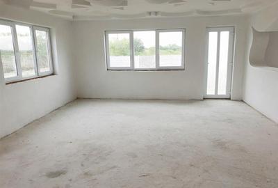 Casă cu 5 camere cu Teren 900 Mp în Tileagd - 5