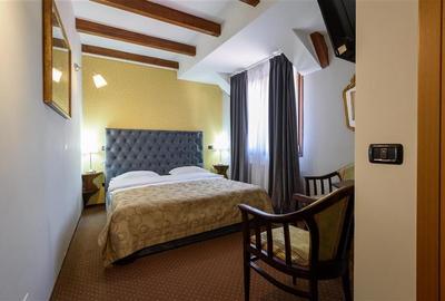 Langa Castelul Bran: Pensiune + restaurant + transfer afacere activa - 26