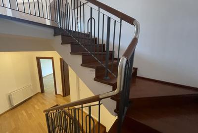 Casă individuală cu 6 camere cu Canalizare în Nord - 16