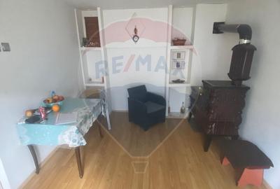 DE VANZARE Casa Oras Budesti/Jud Calarasi in zona Centrala - 12