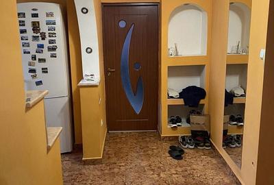 Apartament cu 2 camere decomandat în Micro 17 - 4