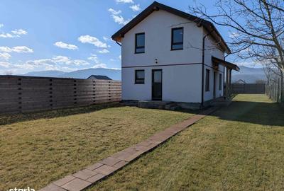 Casă cu 4 camere cu Teren 533 Mp în Central - 8