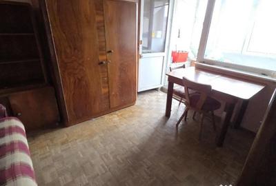 Apartament cu 2 camere semidecomandat în Centrul Civic - 2