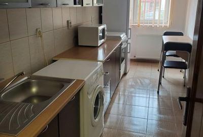 Garsonieră decomandată, mobilată în Florești - 3