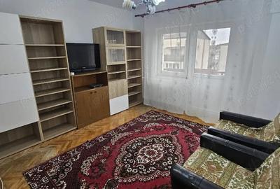 Apartament cu 2 camere decomandat în Micro 17 - 5
