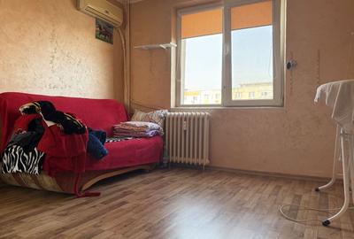 Apartament cu 4 camere semidecomandat, mobilat în Crângași - 15