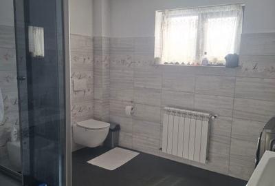 Casă cu 4 camere cu Teren 1000 Mp în Boldești - 4
