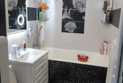 Apartament cu 4 camere decomandat în Nufărul - 8