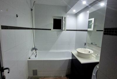 Apartament cu 4 camere decomandat în Central - 2